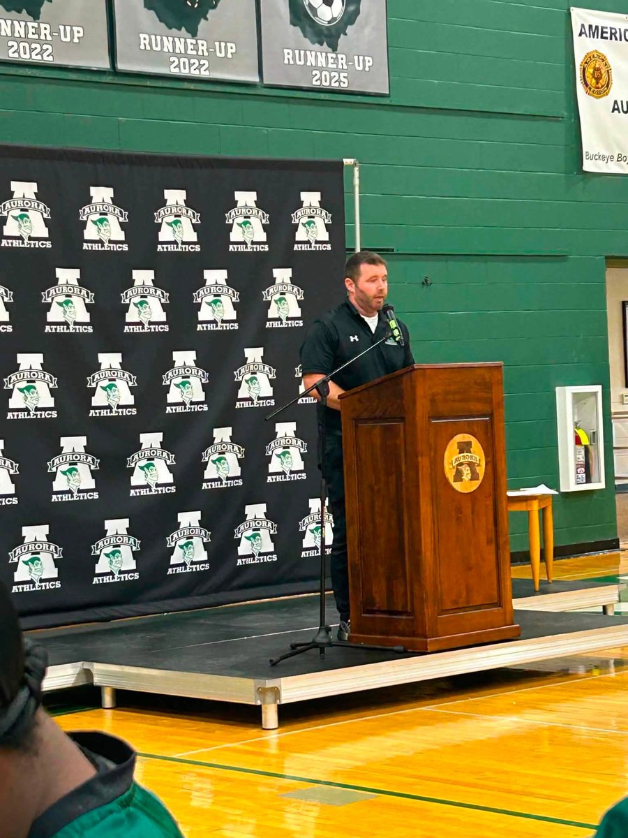 HHFootballClub's tweet photo. Thank you to Aurora HS for hosting the Suburban League Football Preview Day where the league welcomed the start of the season! Our Hornets were represented by @CoachGibbons40 @Evan_3605 @SpencerM2009 @PruchaJohnny  Ryan Haney. Go Hornets! https://t.co/nwfE2xXCkw