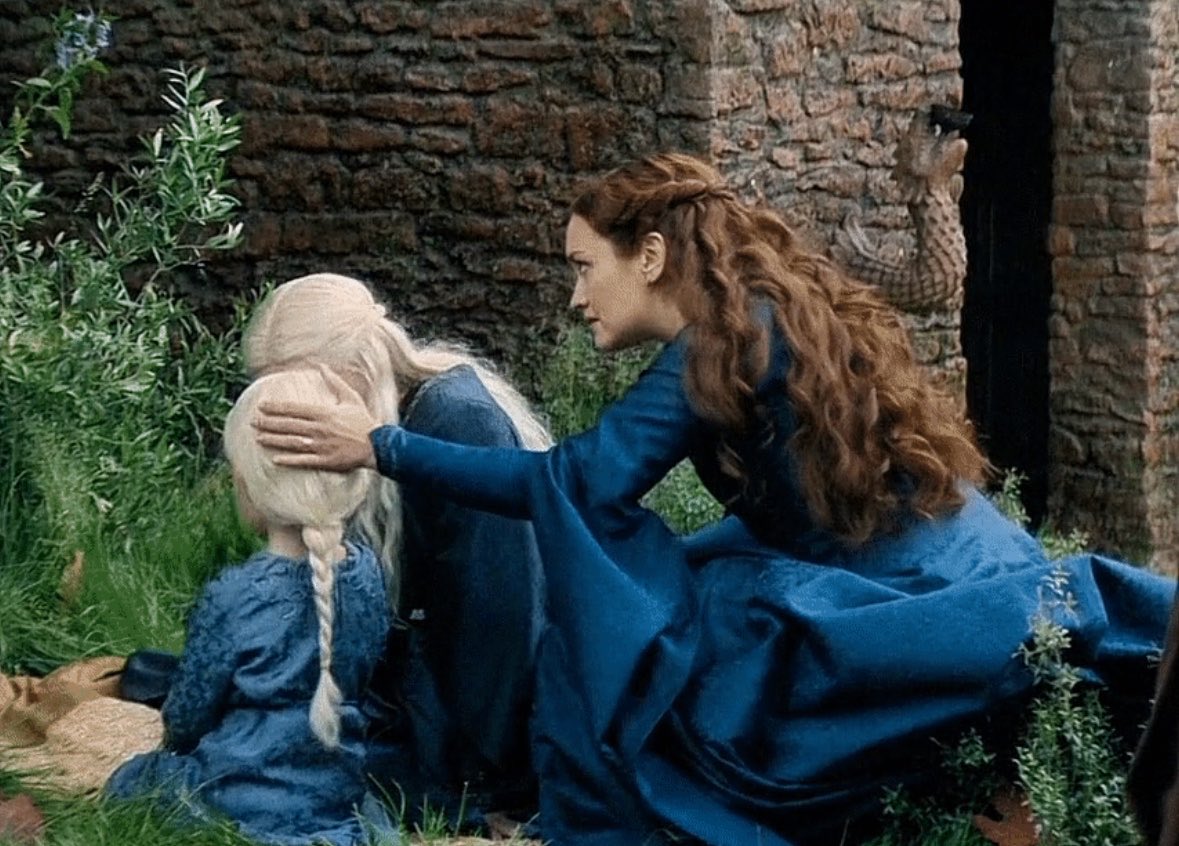 miserydayne's tweet photo. olivia trying to help flatten that horrific wig for that poor child god bless her https://t.co/ALAY0c3mng
