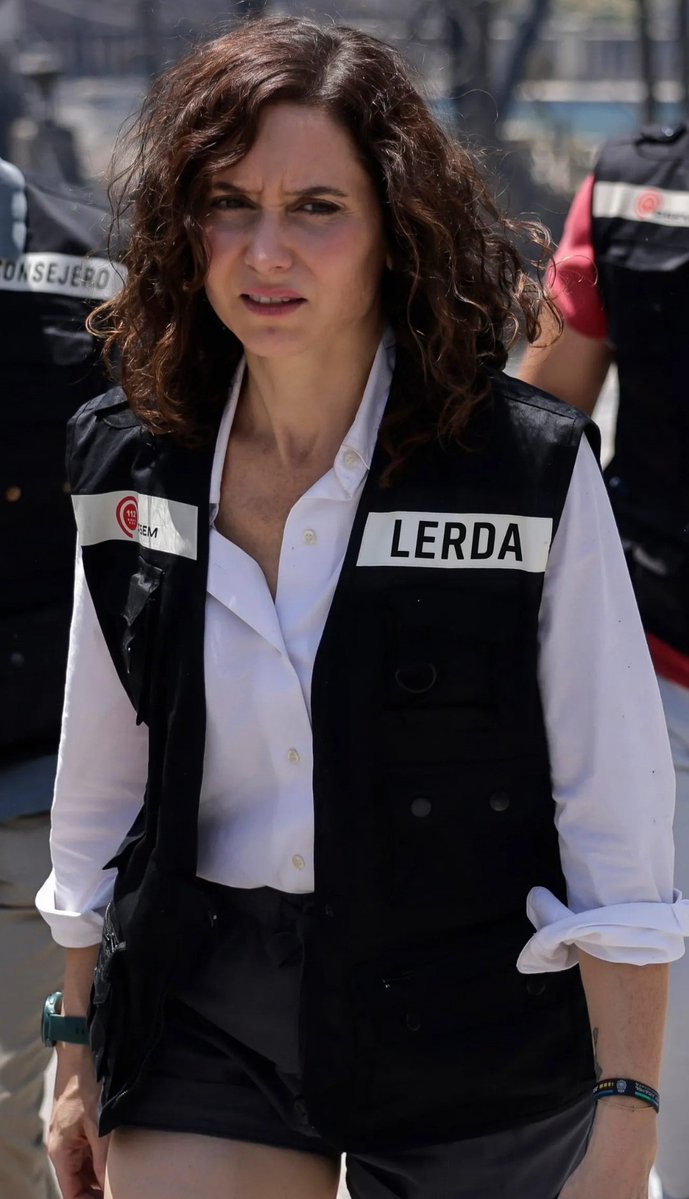 IreneMilln's tweet photo. Arreglao
#AyusoDimisión https://t.co/R5eJBmiz7U