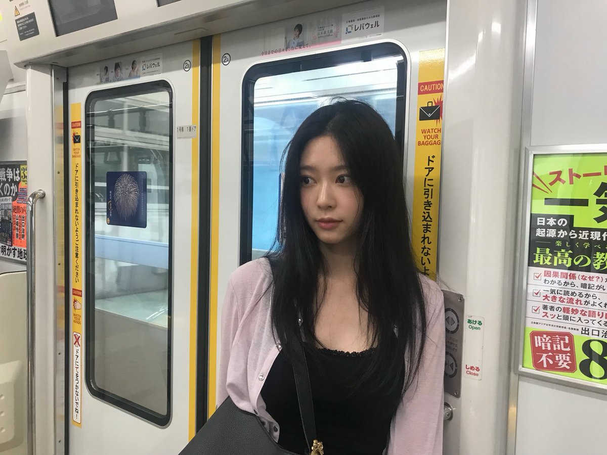 minjufiles's tweet photo. minn.__.ju ig update ♡ https://t.co/VxdcPe6e7E