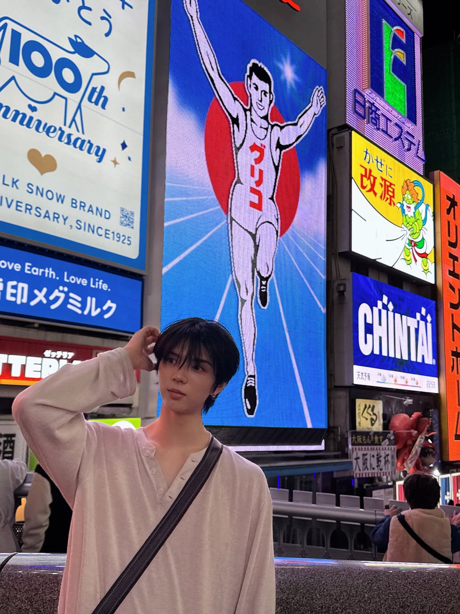 tatihoggiee's tweet photo. dora the explorer and her boyfriend 2026 color~~ 😉

#앰퍼샌드원 #AMPERSANDONE #ANDRSD #ANDEARSELCADAY
#BRIAN #브라이언 #ANDEAR #앤디어 @_AMPERSANDONE_ https://t.co/V3fWUDjqJc