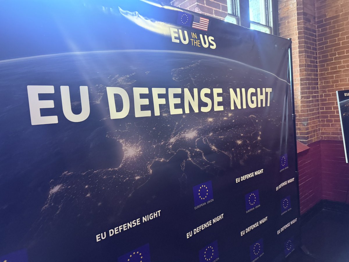 davidametzner's tweet photo. EU Defense Night: a convincing top down view of increased spending through @EIB &amp; US Venture funds &amp; a chance to hear from actual transatlantic defense startups that are scaling. Next challenge: understanding the US $1T defense market. Pentagon is open to better/cheaper solutions https://t.co/mfi6EiuOmi