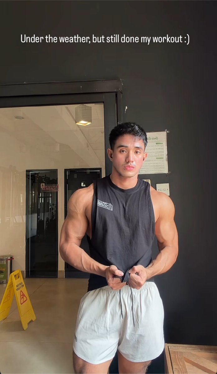 peachsvmmer's tweet photo. shock bgt gueh liat transformation nya reza di igsnya, gilee cuyy ini ngapain aja🥵 https://t.co/X8y74jqage