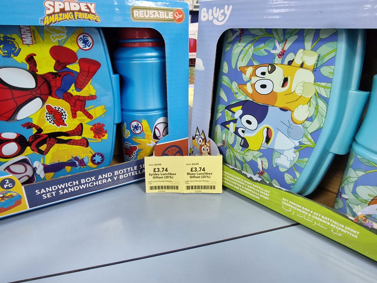 MoorSheffield's tweet photo. Enjoy 25% off selected items at Card Factory! 🧩🧸

Save 25% on selected toys, crafts and more - this weekend only.

T&amp;Cs apply. Visit us today on The Moor Sheffield. https://t.co/pHeiMX27aU
