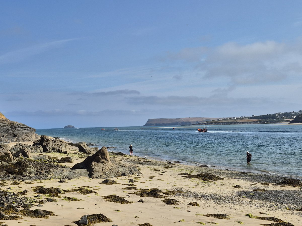 QuayArtPadstow's tweet photo. Blue Sky Friday #ChapelBar #Padstow #NorthCornwall #TheCamelEstuary #CornishBlue
@Westcountry @WendyMounce @Cornwall_Coast
@Devon_Cornwall @iloveukcoast @Intocornwall
@ILoveCornwallUK @Cornishreview @Cornish_Review https://t.co/0tBQG0gyki