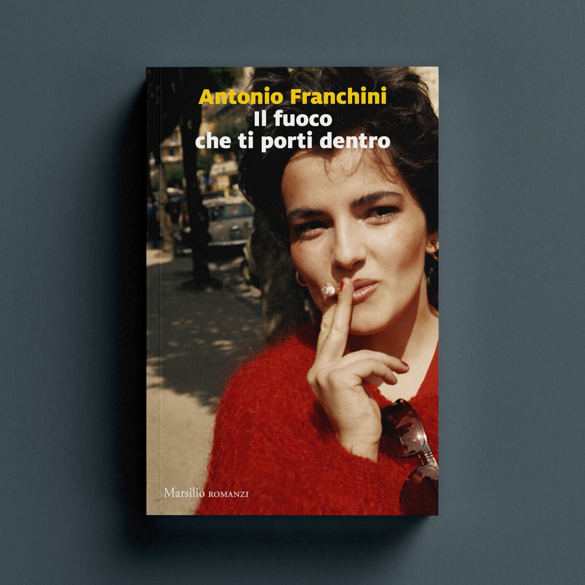 MarsilioEditori's tweet photo. 🎬“Il fuoco che ti porti dentro”, il film di Edoardo De Angelis, tratto dall’omonimo romanzo di Antonio Franchini, è in concorso alla 83ª Mostra Internazionale d’Arte Cinematografica di Venezia!

🔗Scopri il libro qui https://t.co/YfUmZdb17L https://t.co/QAJCLjSx0U
