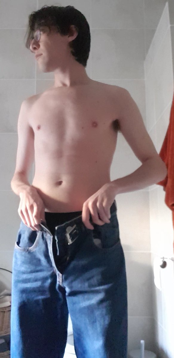 SylkBug's tweet photo. Do you think the neighbors saw 😅
#twink #gay #femme #femboy #onlyfans #nsfw #nsfwtwt #nudes https://t.co/bmrqpZDBsL