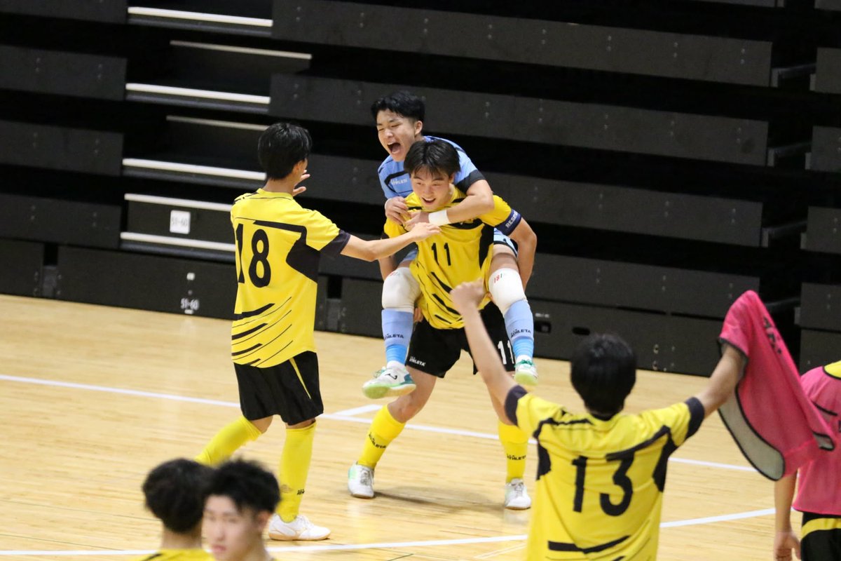 dctaratomo's tweet photo. 1次ラウンド3試合で11名の選手が得点しているペスカドーラ町田U-18。もちろん最多。みんな点が取れるチーム。頼もしい。
さぁ、ここから！
ひとつずついきましょう！！
準々決勝は25日(土)10時です！！ https://t.co/OPSkz8Rqho