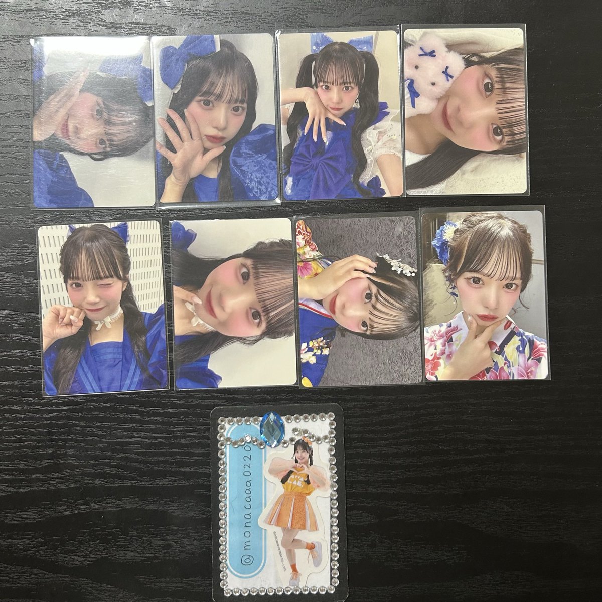 もな tweet media