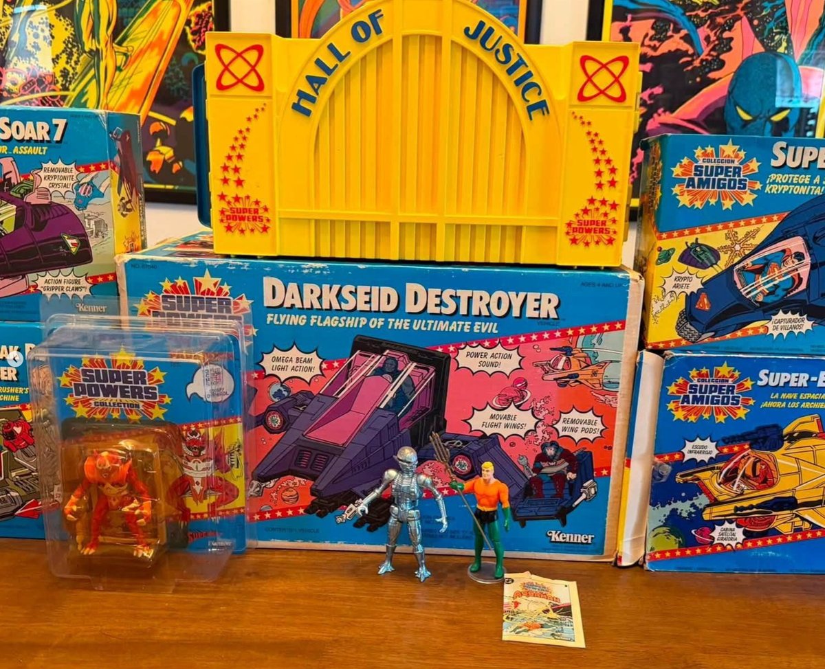 BensToyChestFL's tweet photo. Happy Friday BTC crew...new fire on the way. Always looking to bring you the best...Let's Roll!!!

#incomingtoys #GIJoe #Superpowers #WeBuyToys #BensToyChest https://t.co/qFC8kXQDXw