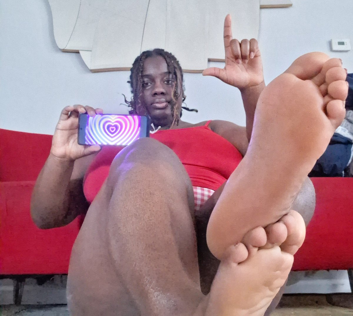 cocopaidtoexist's tweet photo. Goon to my soles 🌀 https://t.co/0jEUm24UYA