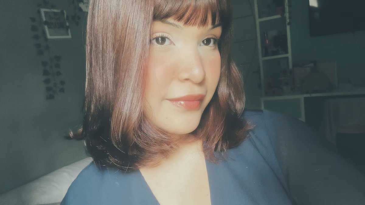 millhorosa's tweet photo. as vezes fico em duvida sobre deixar meu cabelo crescer pq acho a coisa mar linda esse corte https://t.co/8QUKW8627i