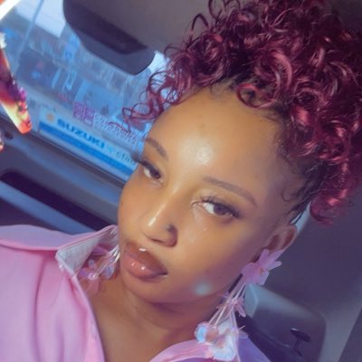 PrincessCh1's tweet photo. #NewProfilePic https://t.co/YCDvZB8NqL