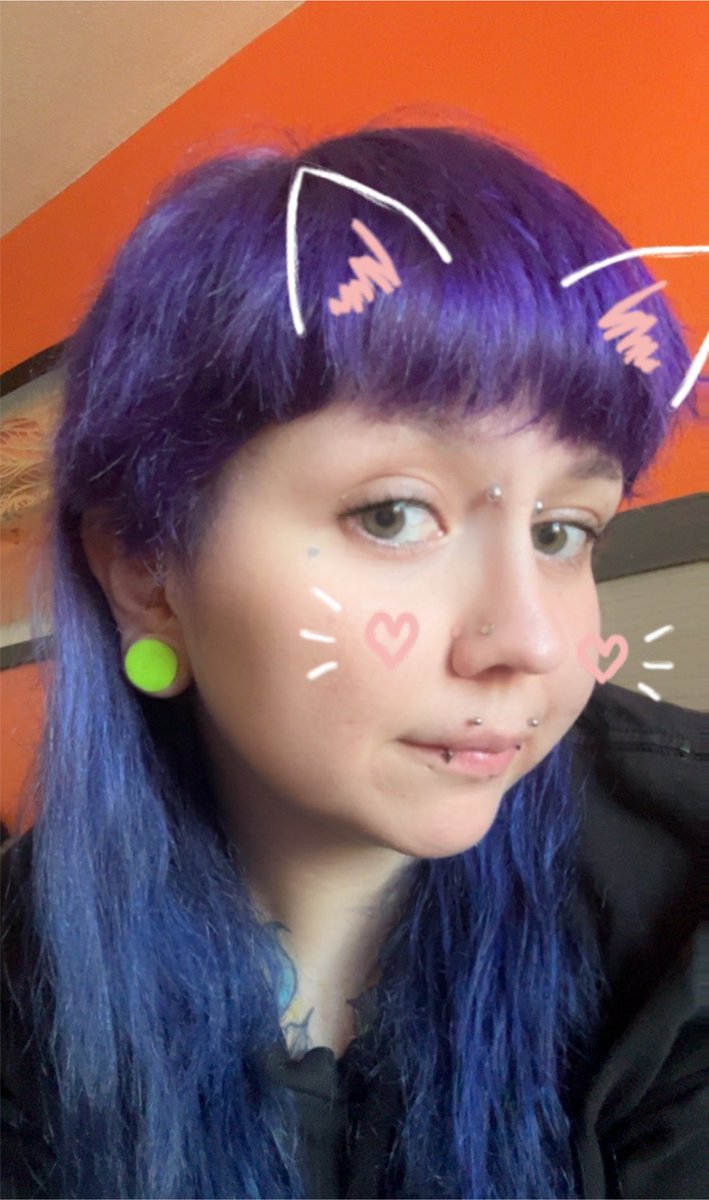 KillerTrish's tweet photo. Hair update https://t.co/Gb8yt7OING