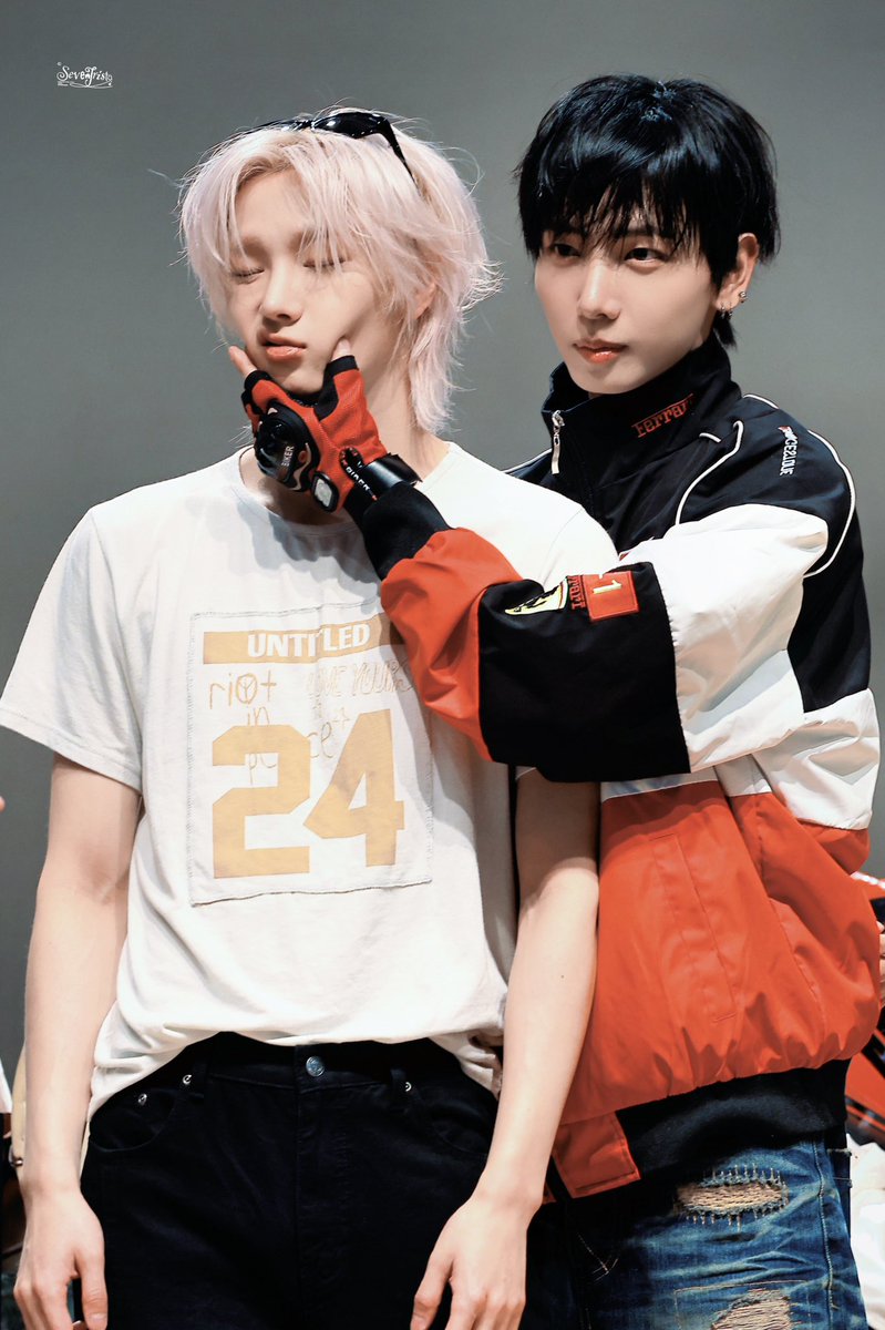 SevenTrista777's tweet photo. 260724
야!

#성호 #SUNGHO #명재현 #JAEHYUN
 #BOYNEXTDOOR #BND #보이넥스트도어 https://t.co/7eHnU18cVs