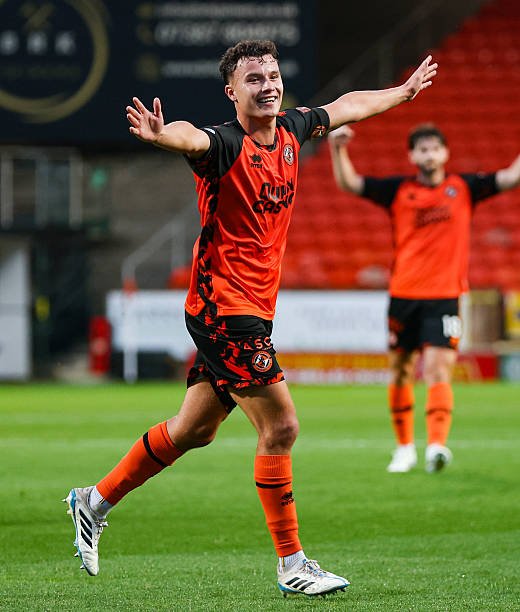 dufcway's tweet photo. #SALUTD π https://t.co/hSCxkP8eIW