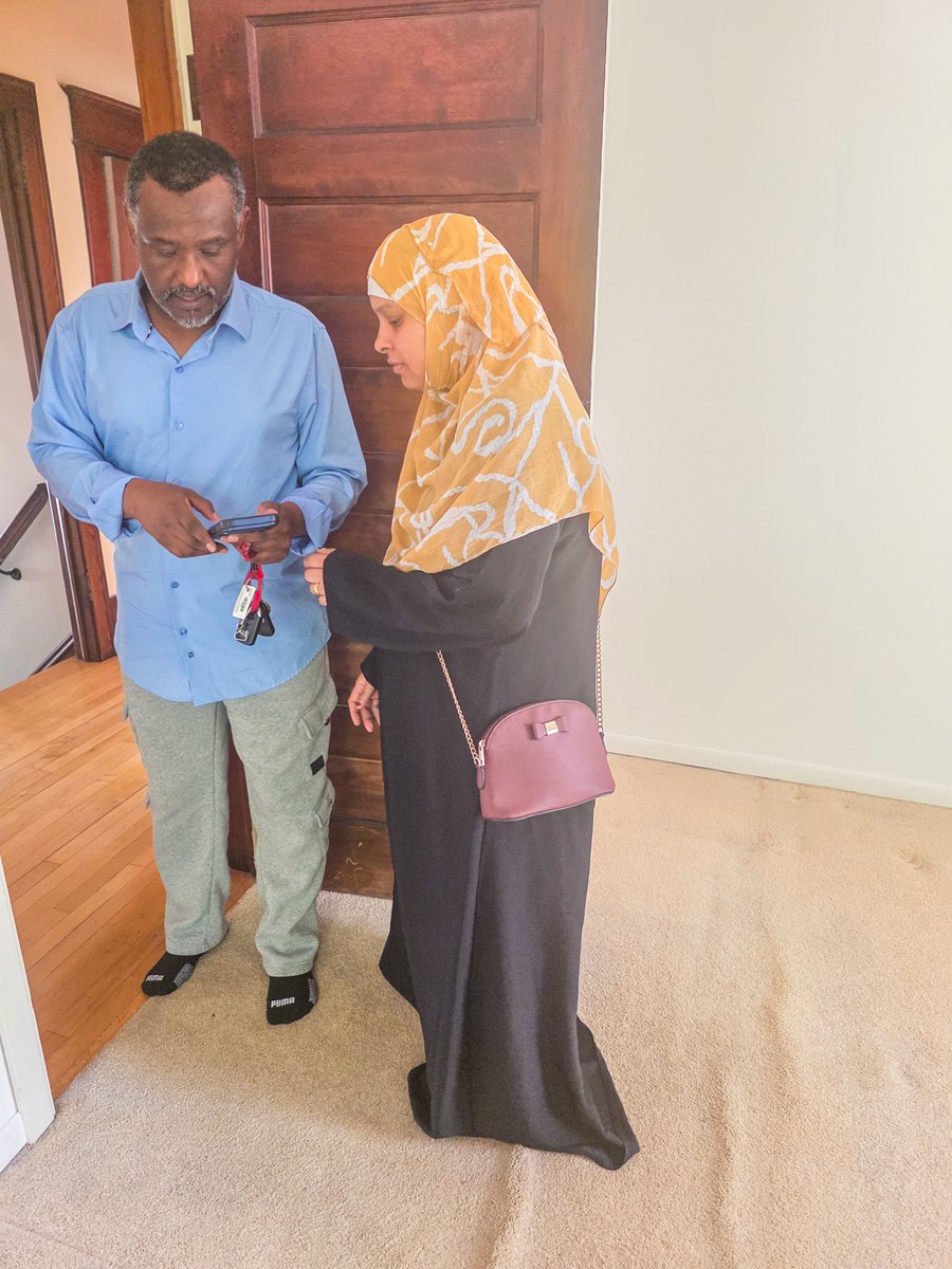 MPLSPubHousing's tweet photo. 🌟 MPHA residents Saeed and Hebah are touring homes and hope to become first-time homebuyers in the near future! Saeed and Hebah are participating in MPHA’s Pathways to Success program, providing MPHA families the knowledge and financial tools to make homeownership a reality. https://t.co/KZXDlfY1hA