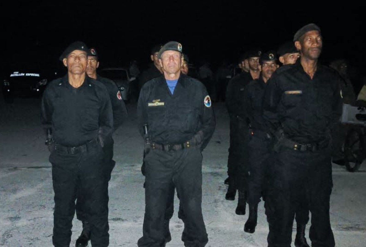 luarCespedes's tweet photo. 🇨🇺😡 Guarden los rostros de estos criminales.Serán identificados en una Cuba libre y responderán ante la justicia."Cabeza por ojo"
🔴NO SE ATREVAN A TOCAR NI UN SOLO CUBANO MÁS COJ0NE!!

🔴TENGAN VERGUENZA Y ÚNANSE A DEFENDER AL PUEBLO!!

@SecRubio La represión continúa. https://t.co/HlqXEaKAV8