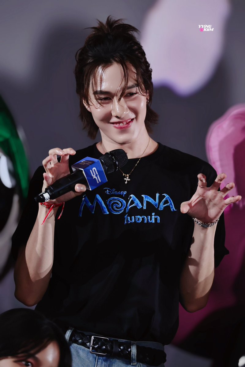 nn3abi's tweet photo. ต่อยเจ็บไม่เจ็บ ก็น่าจะรู้แล้วแหละเนอะ 😔 https://t.co/vk33mFnsan