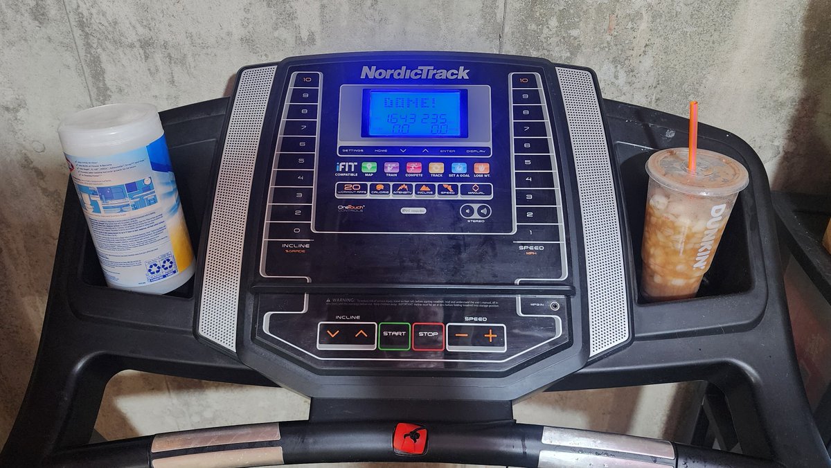 Cierathedragon's tweet photo. I just beat the speed training on my ancient Nordictrack and almost broke into tears. I've been trying for weeks and I've had to pause it every time until this morning.I was a fat dragon at 205lbs. If I can do it,u can do it and if you need someone to believe in you,I will! https://t.co/s1tGVoV4gW