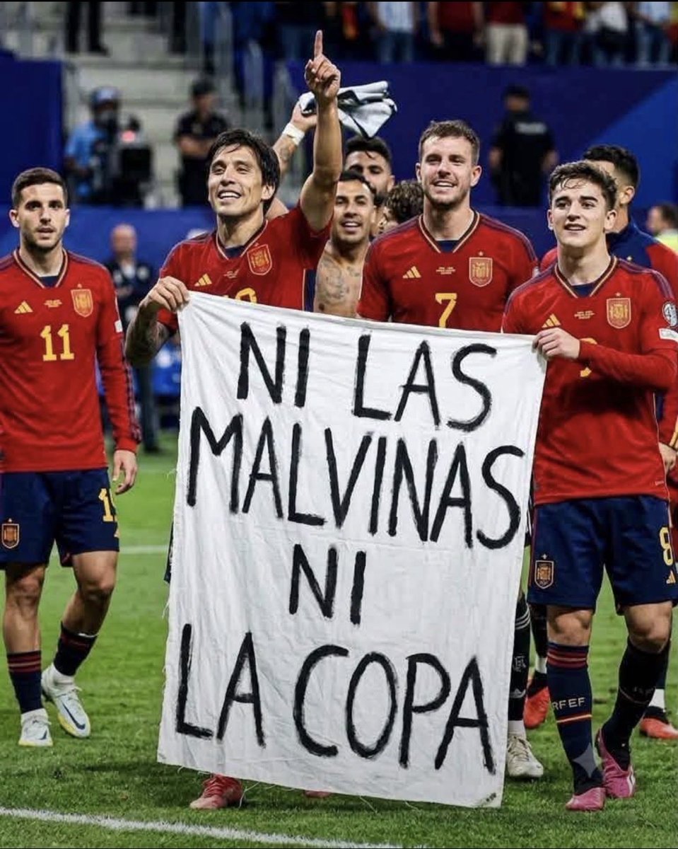 DavidMallorca5's tweet photo. @partidazocope Estos Argentinitos comedores de polenta están pirádos de verdad es alucinante el espectáculo ridículo que están dando , malos perdedores prepotentes , es normal que el mundo les tenga asco 🤮. 🏆⭐️⭐️🇪🇸🇪🇸🇪🇸🇪🇸🇪🇸🇪🇸🇪🇸🇪🇸🇪🇸🇪🇸 https://t.co/ySvjRuIDak