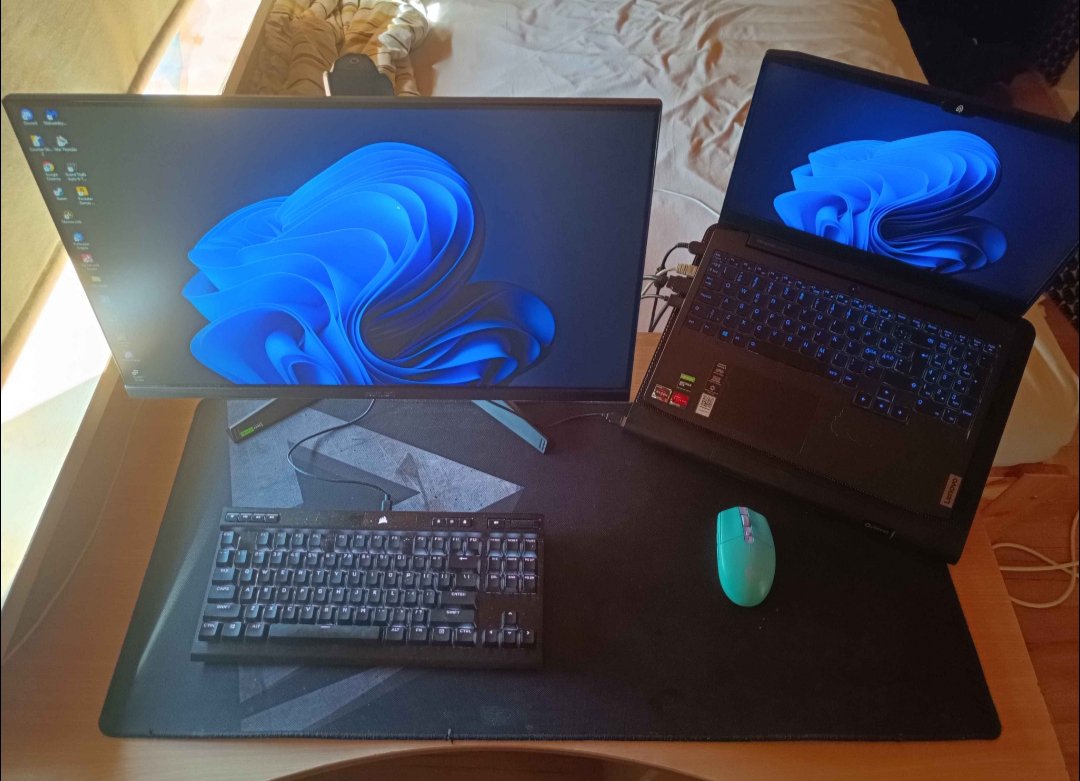 Timur908t's tweet photo. My laptop setup.

https://t.co/gI9L5EfoAD
#desksetup #pulsarsetup https://t.co/bTYJgdcEN3