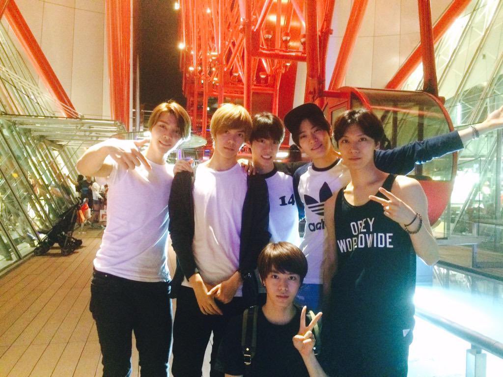 127RCHIVE's tweet photo. eleven years ago today were these smrookies pictures that featured some NCT 127 members. https://t.co/wFLT889QWX