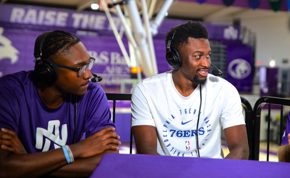 RoarLionsProd's tweet photo. Far places and familiar faces 🤩

#RoarLions🦁 https://t.co/049hpQHegU