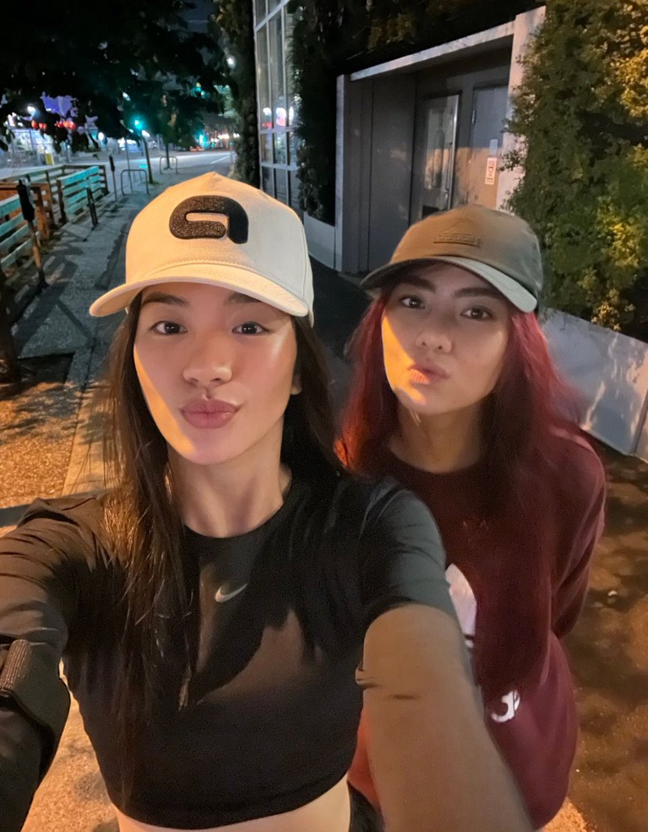 Mikhszyy's tweet photo. Tara jogging tas 1,2,3 go kanya kanya na https://t.co/ATnXCBEAve