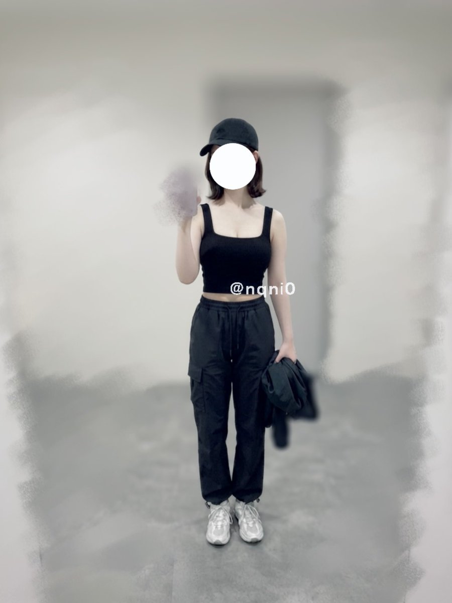 nqni0's tweet photo. 大きな変化は感じられないけど
お尻も肩も変わってきてる！
脚も細くなってきた
がんばろう

#筋トレ女子 #筋トレ初心者 https://t.co/vn0rJLps2G