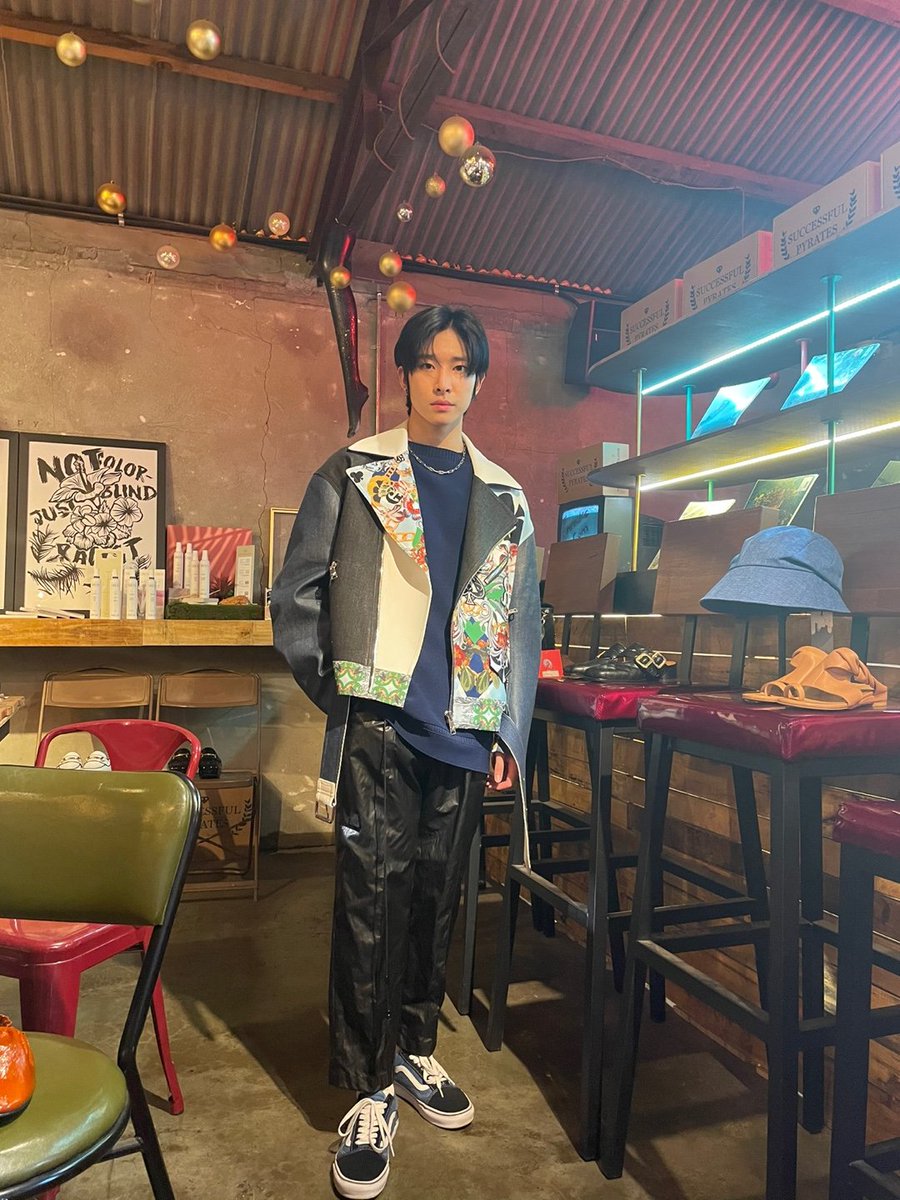 TRENDZ_OFFCL's tweet photo. [#하빛] 아(기)동(현) 생일 축하한다ㅏㅏㅏ🥳

#FROM_TRENDZ #TO_FRIENDZ #TRENDZ #트렌드지 #하삐리온데이 #추억여행 #옛날생각이나네요 #후우 https://t.co/M31V4eAMlx