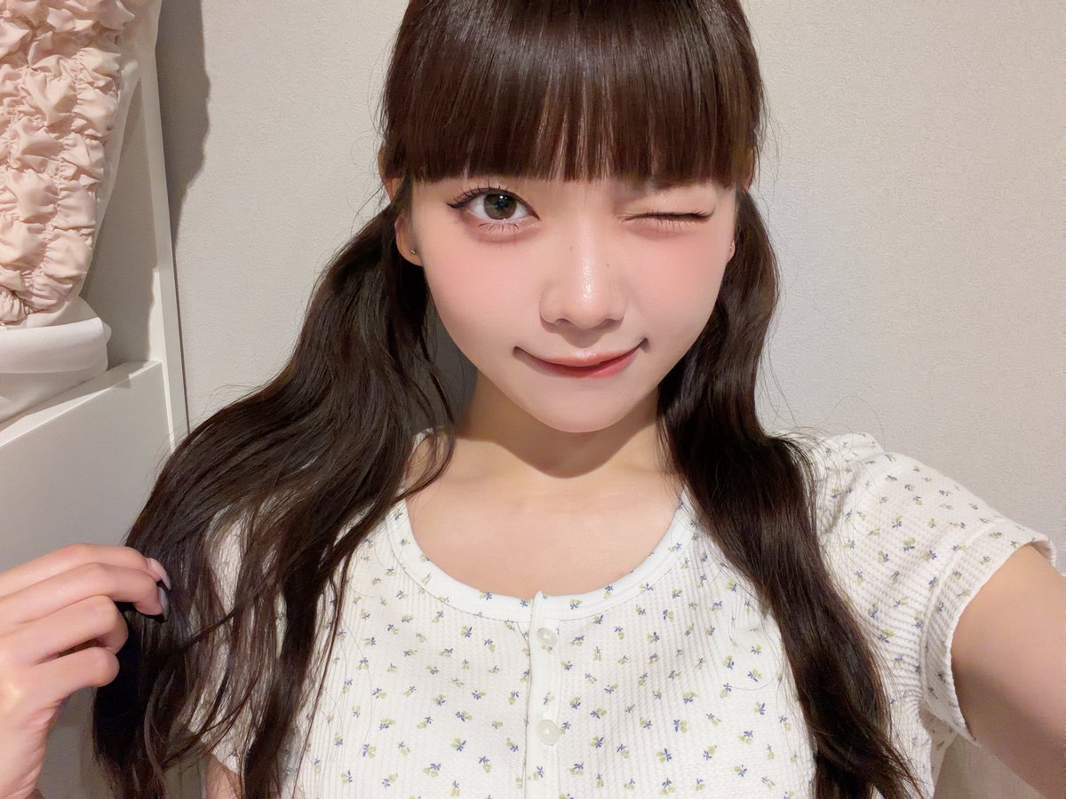 himeri_momiyama's tweet photo. ツインテール⌒(´❛-❛`)⌒

「好きでしょ？」♡

 #ひめんしょん。 https://t.co/P4QQGTSaUJ