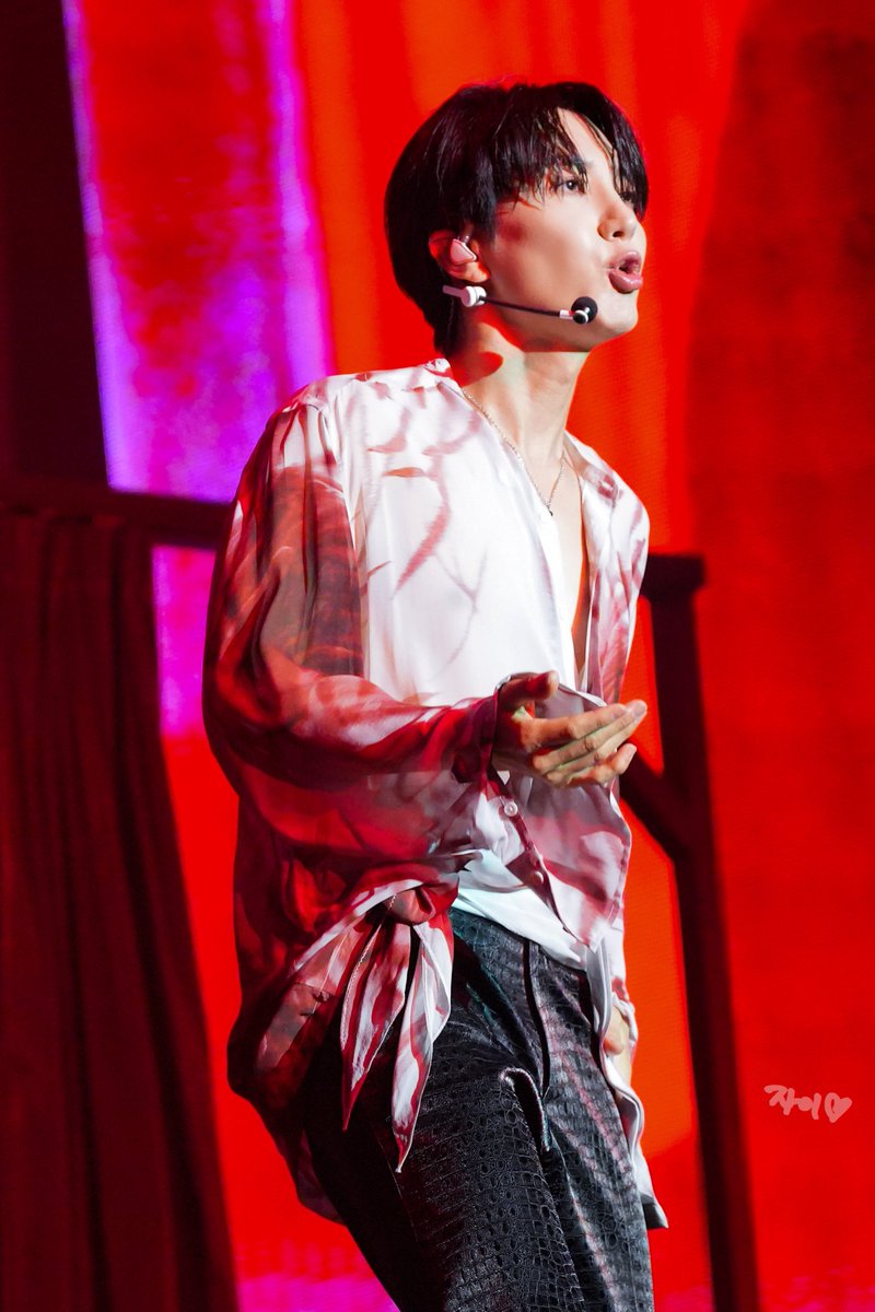 teukland's tweet photo. ❤️‍🔥❤️‍🔥❤️‍🔥
@special1004 
 
20260724 SUPER JUNIOR 83z FANCON <1983> day 1

#LEETEUK #이특 #SUPERJUNIOR #슈퍼주니어 #イトゥク #박정수 #朴正洙 #superjunior83z https://t.co/OHONRXAglT