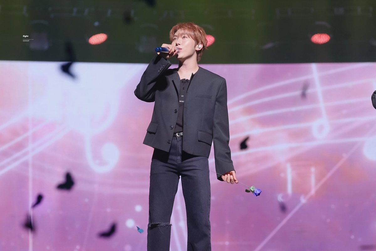 sight_svtsk's tweet photo. 260724
🌠첫날수고링
#부승관 #승관 #SEUNGKWAN #スングァン #세븐틴 #SEVENTEEN https://t.co/Fi0AtQBWBv