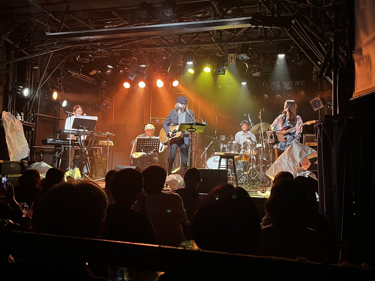 micah0124's tweet photo. 今夜は　あがた森魚　さんのライブに行ってきた✨
何か自由で癒される
アタシもアタシのままでいい
当たり前だけど
色んなこと教えてもらった https://t.co/KLhpOinIMw