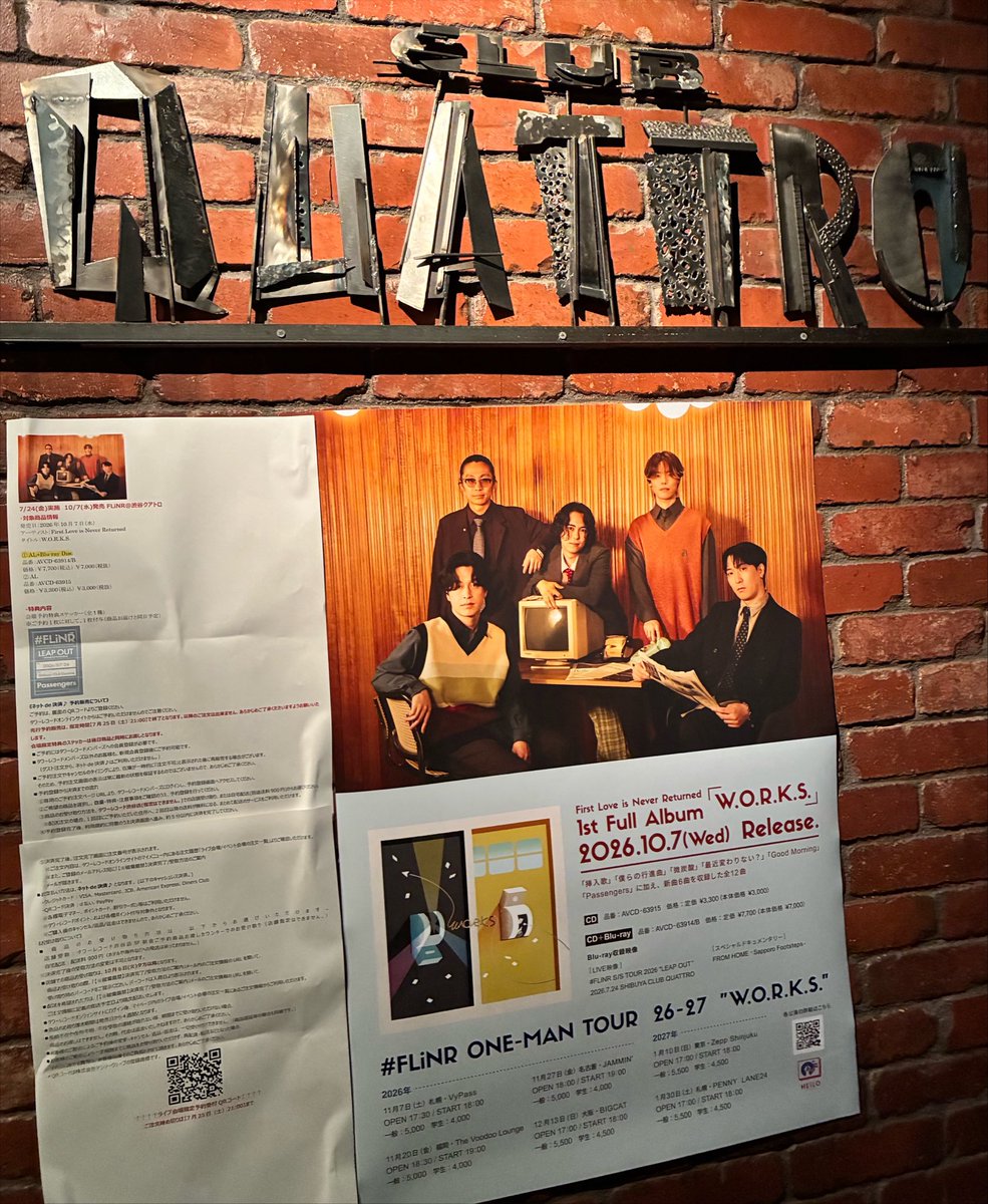 Emmlia_Nicola's tweet photo. #FLiNR
#ONEMANLIVE
#渋谷CLUBQUATTRO
#備忘録
"恋する歌声"
北海道在住社会人5人組バンド
First Love is Never Retunedの初東京単独公演に行きました♡
生演奏は上手いし、イケメン揃い、煽り多め、音源より激しくて、lightingも綺麗で最高😆
SEが大好きなアーティストばかり再来週大阪遠征のenfants.11月のRol3ertと言う事は始まる前から期待通り、早速推し入り決定!!
1st Full Album Tour
Zepp新宿に行きます🙌
QUATTROの内に最前列で見れて良かった♡
断捨離してるはずの推しやグッズが増える🐈⬛
LIVEが日常に彩りを添えてるから良しとする💐