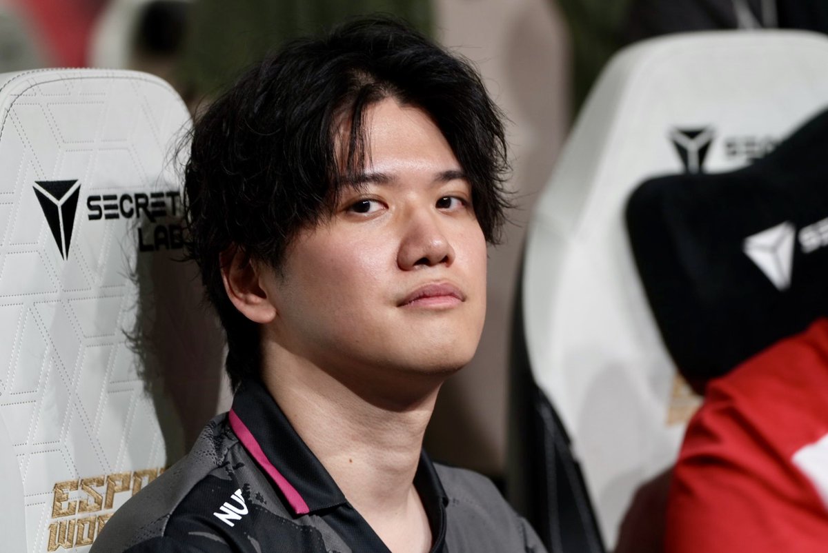 REJECT esports tweet media