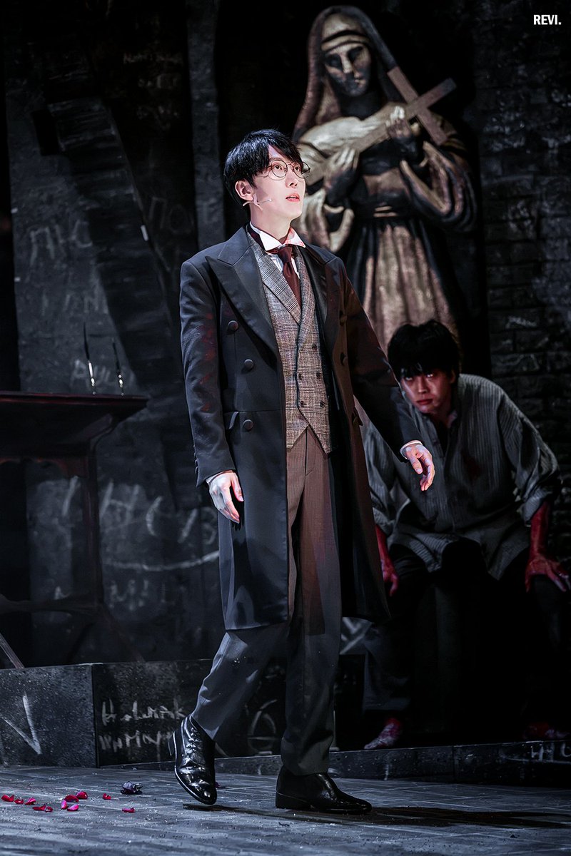 vienna0425's tweet photo. 아니 도련님 너무 착하게생겻다
뒤에 석메르는 https://t.co/ahXRsDJdiD