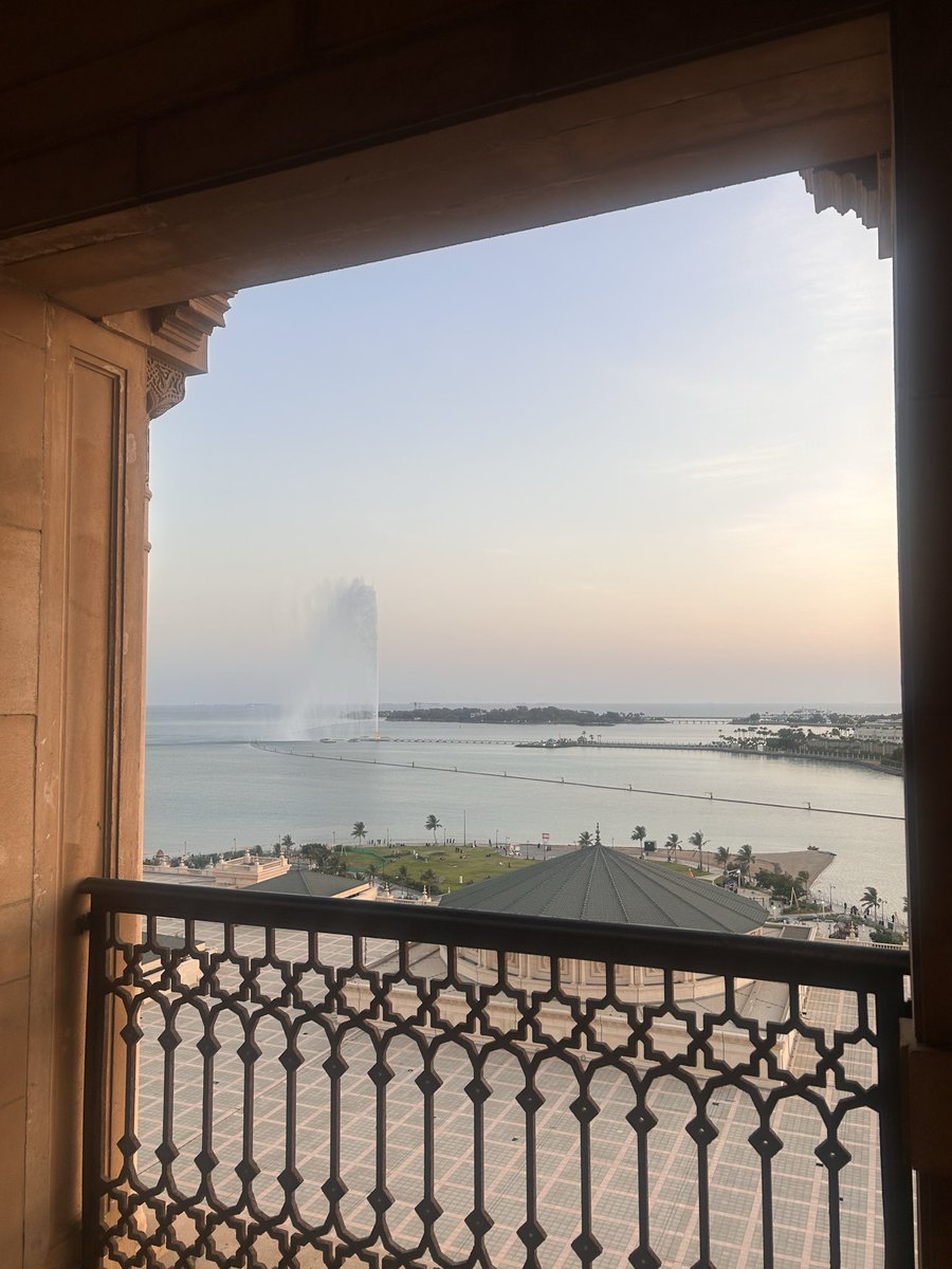 Eman09__'s tweet photo. جده؛ كائن حي أكثر من كونها مدينة. https://t.co/nd62imvmFq