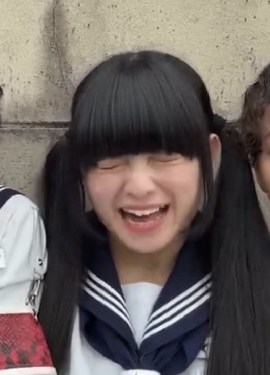 erio2o9's tweet photo. 可愛いかわいいきゃわいいKAWA Ｅ
#新しい学校のリーダーズ https://t.co/WQn4AtcXrA