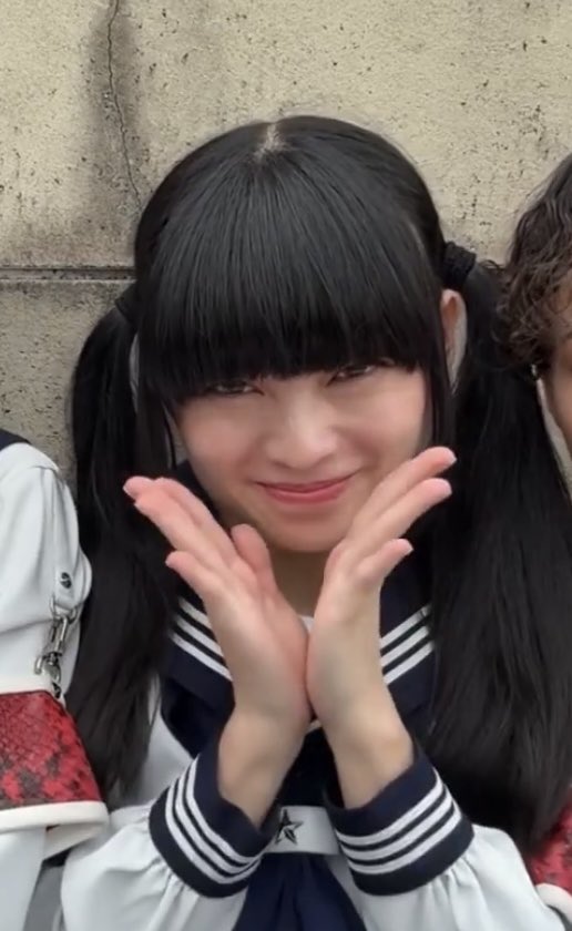 erio2o9's tweet photo. 可愛いかわいいきゃわいいKAWA Ｅ
#新しい学校のリーダーズ https://t.co/WQn4AtcXrA