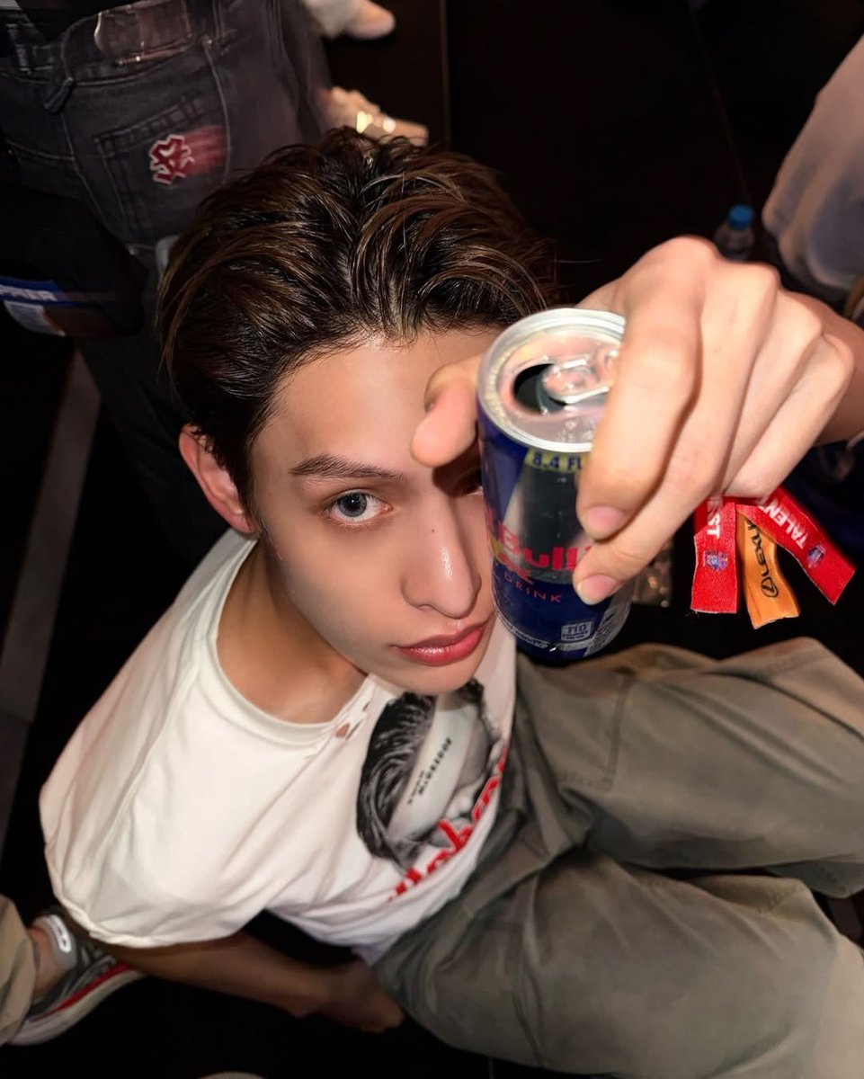 zhaoyufanlvr's tweet photo. contacts and a good drink kind of function

#JAMES #COSD #COERSelcaDay @cortis_bighit https://t.co/DKWQXlBy65