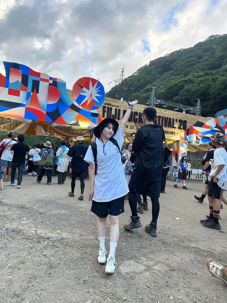 SbnK09's tweet photo. FUJI ROCK ‘26 ｱﾘｶﾞﾄｳｺﾞｻﾞｲﾏｼﾀ! https://t.co/yW82OuBI9U