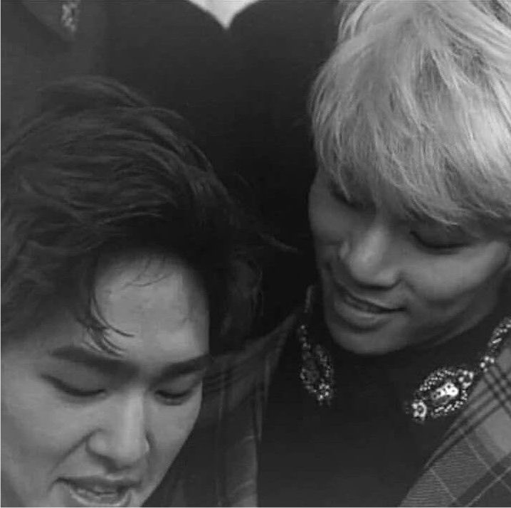 jjongsobaby's tweet photo. never straying too far away from you https://t.co/Disoz5kn5t