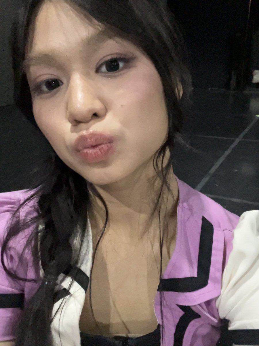 Nala_JKT48's tweet photo. MAKASEHHH YEAHHH https://t.co/lvB35S1vcF