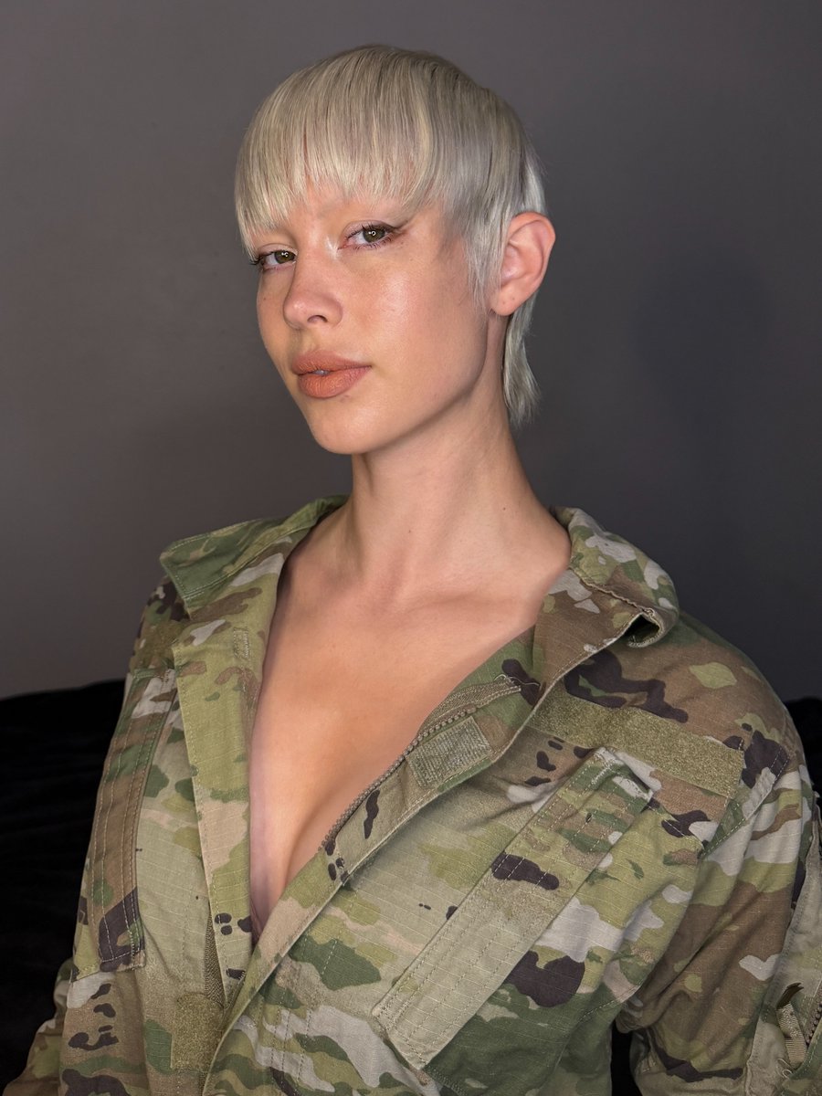 Alice Hart tweet media