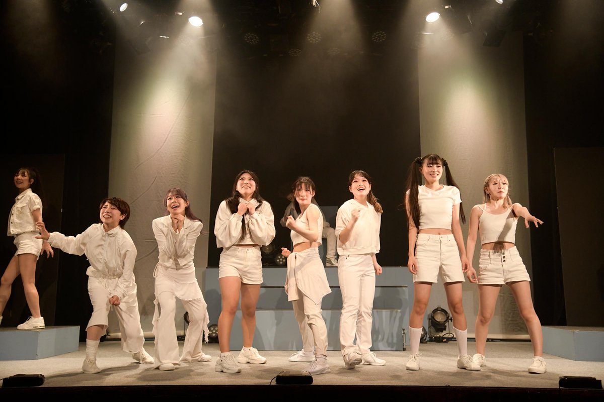 hafuphoto's tweet photo. 朝倉薫ガールズハイパーミュージカル「スタントウーマン」華厳組２。伝説は始まっています！見ないと絶対後悔します。築地ブディストホールで２７日まで！
#スタントウーマン26 https://t.co/Ly2UuQLe9w