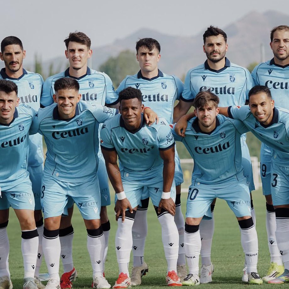 ManagementTF's tweet photo. Primeras semanas de entrenamientos y partidos amistosos de nuestro jugador 𝗝𝗢𝗦𝗘𝗠𝗔 𝗟𝗢́𝗣𝗘𝗭 con la @ADCeuta_FC 🫡⚽

Buenas sensaciones para seguir preparando la temporada en Segunda División, con las pilas desde ya cargadas y a por grandes objetivos 💪🏼🎯

#LaFamiliaTF https://t.co/fcD0X05ZlU