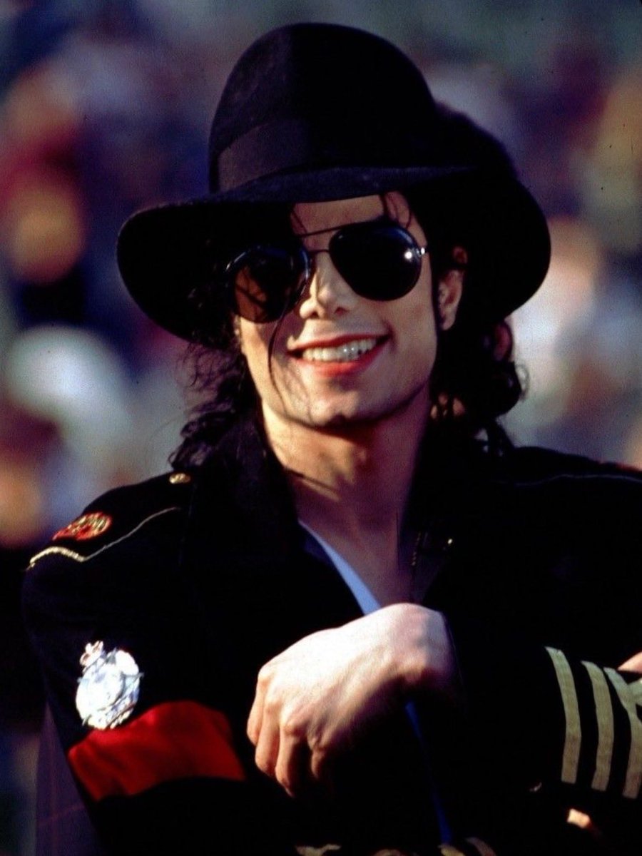 mj.zip tweet media