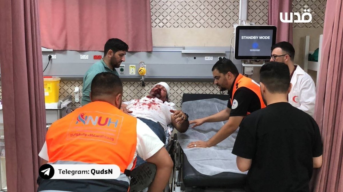 QudsNen's tweet photo. Breaking | A Palestinian was reportedly injured following armed Israeli settlers attack on the village of Sarra, occupied West Bank. https://t.co/jDGiqWdR7K